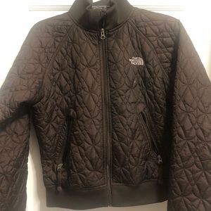 Women’s size medium northface fall/spring jacket